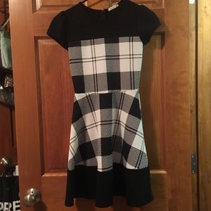 Very cute black and white dress